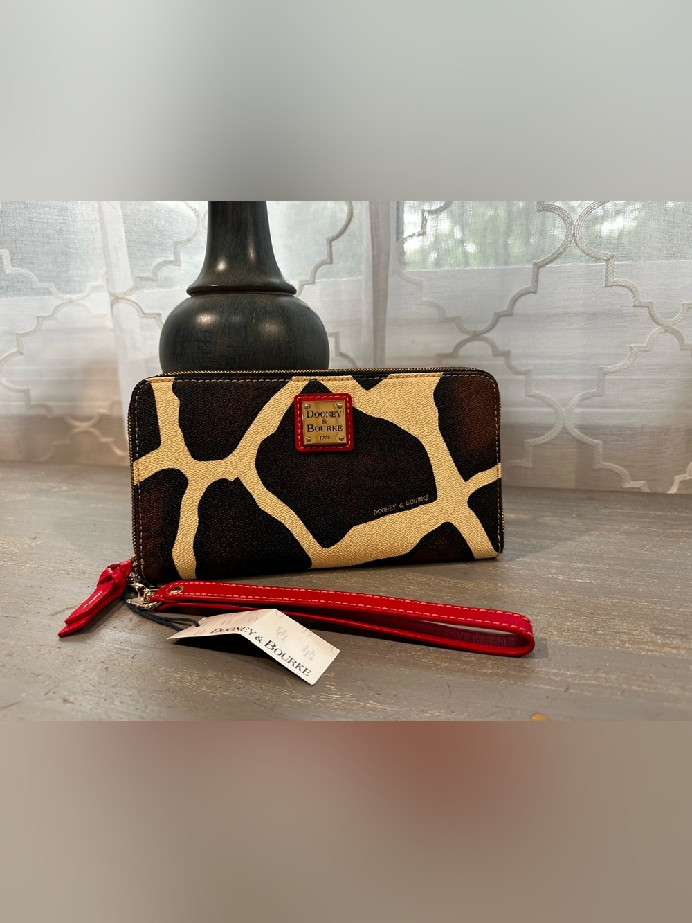 NWT Dooney & Bourke Giraffe Print Large Zip Around Wristlet